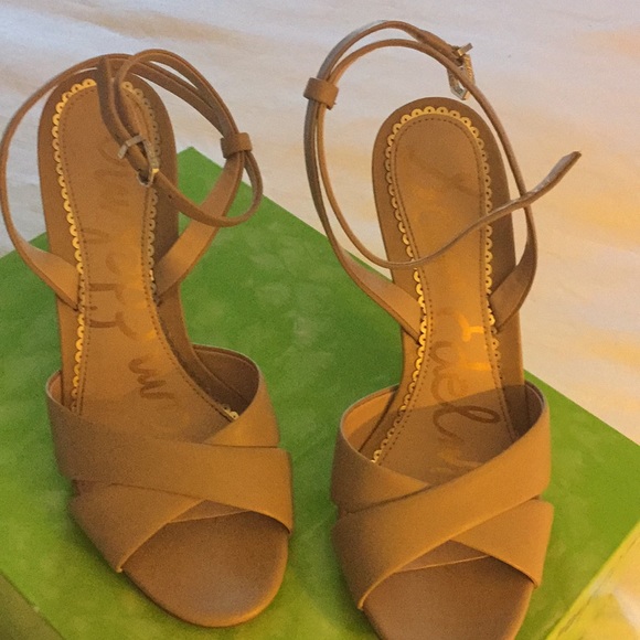 Sam Edelman - Picture 2 of 2